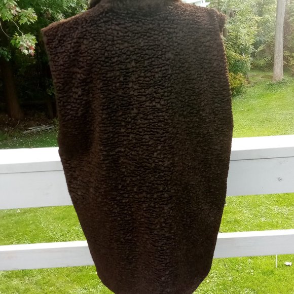 Chocolate Brown Vest from the Olsen Collection Size 14 Luxurious & Warm - Picture 5 of 8